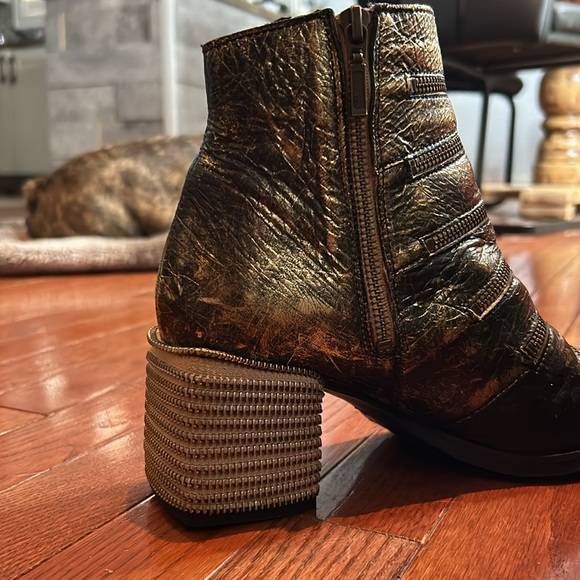 Papucei Ladies Boots - Picture 13 of 17